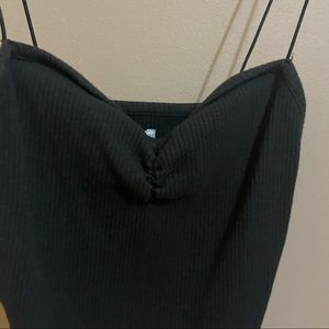 CROPPED / RIBBED CAMI